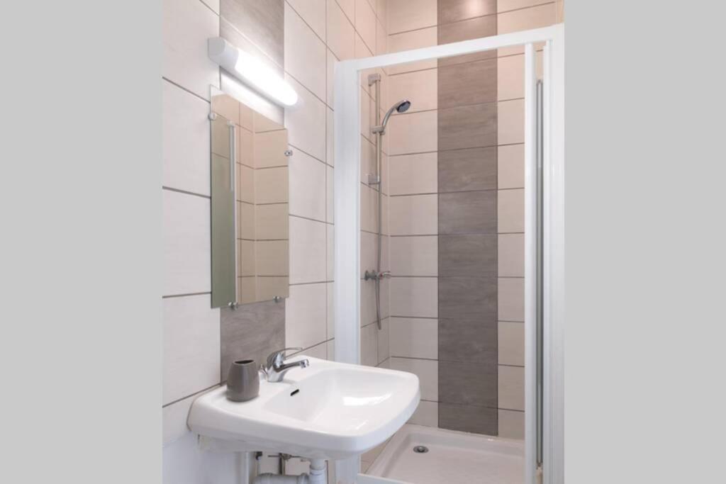 Studio Meuble Verdun - 3Eme Etage, Verdun Zewnętrze zdjęcie